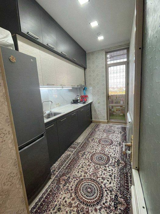 Продаётся срочно 3-х комнатная (92кв.м) на Дархане.М-Улугбекский район