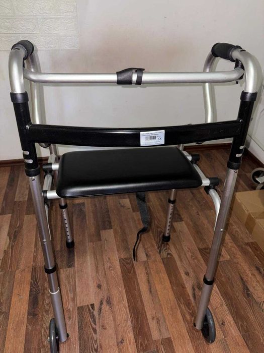 NOU OEFRTĂ 190 lei
Cadru de mers pliabil, curbat