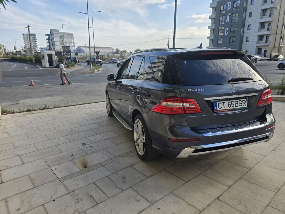 Vând Mercedes ML 350  full Amg