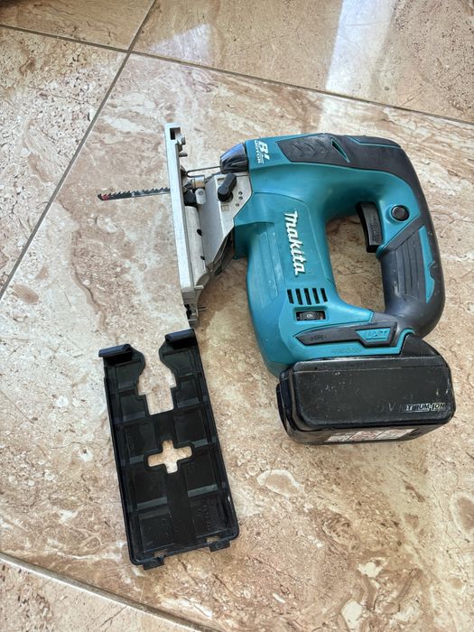 Прободен трион зеге накита 18