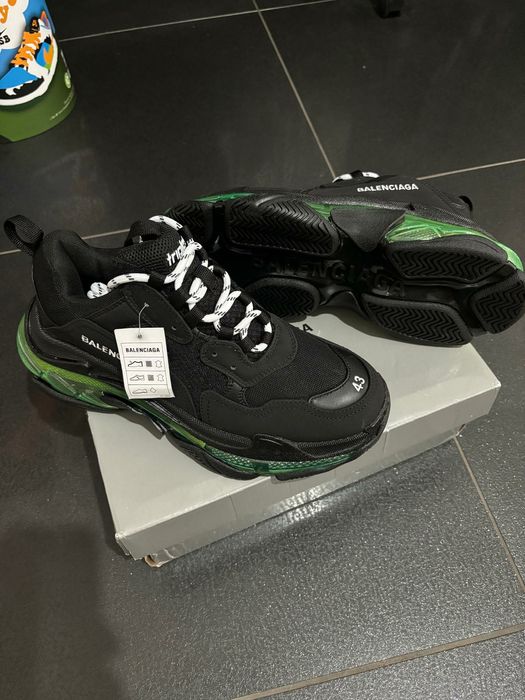 Adidasi Papuci Sneakers