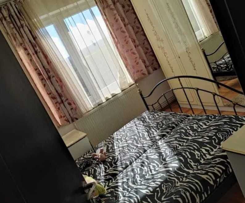 Дава се под наем Двустаен апартамент в Пловдив, Христо Смирненски - 65 кв.м за 270.3 € - Снимка #1