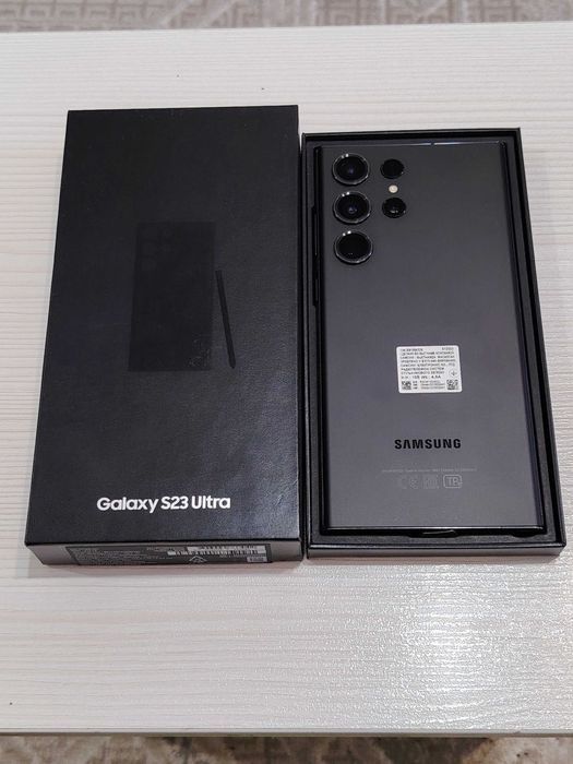 Samsung S23 Ultra 256/12 EAC идеальное, на гарантии, состояние нового