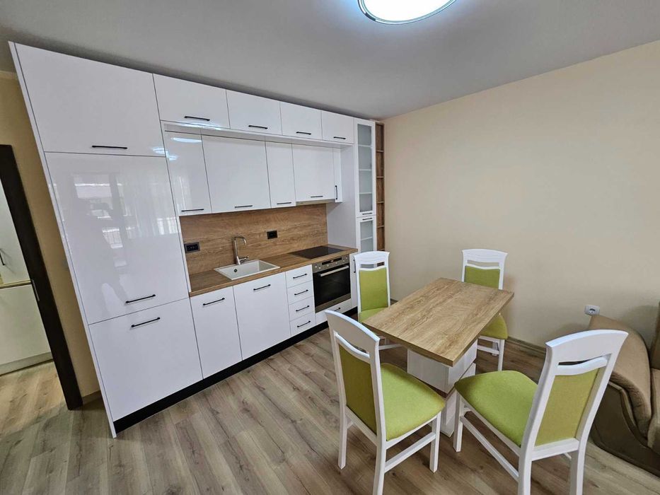 Дава се под наем Двустаен апартамент в Пловдив, Мараша - 75 кв.м за 510 € - Снимка #1