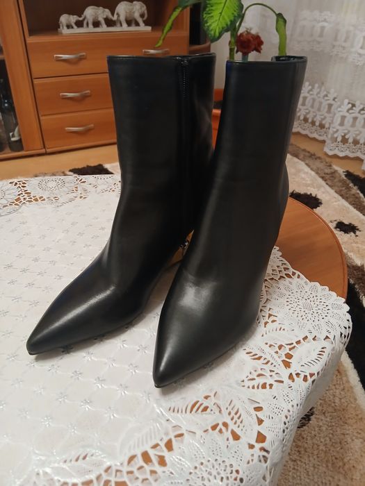 cizme scurte pentru dame
