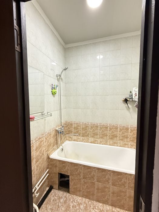 Продаётся Юнусабад 6 квартал 2 комнатная квартира орентир Конечка