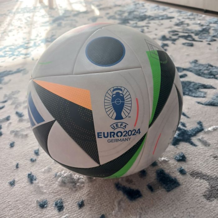 Оригинал мячь EURO2024 доставка платная