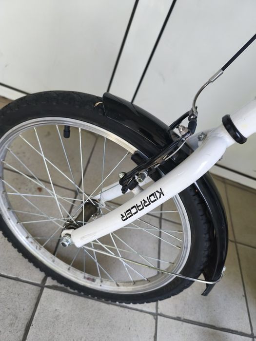 Bicicleta dhs pentru copii