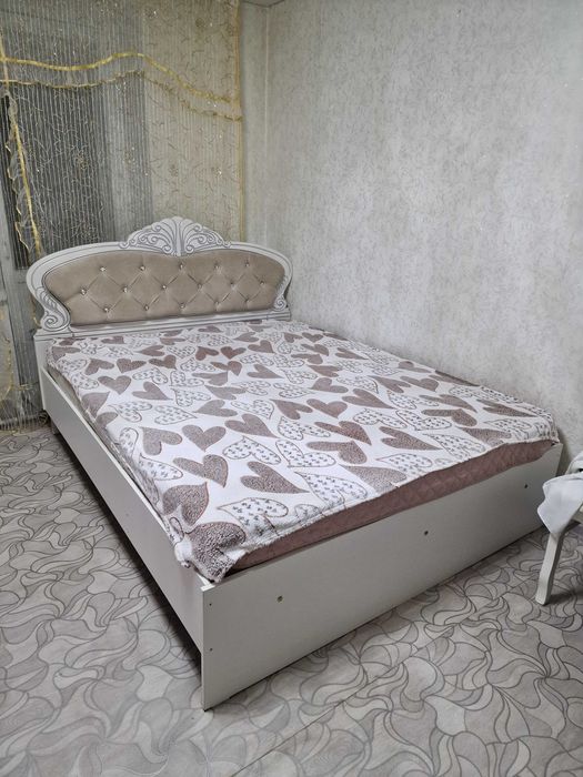 Кровать двуспальная макси