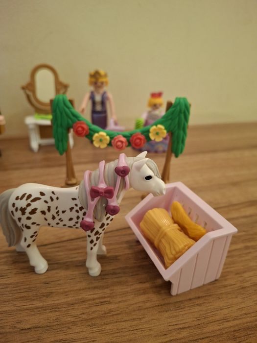 Плеймобил / Playmobil комплект за игра - Кралско семейство