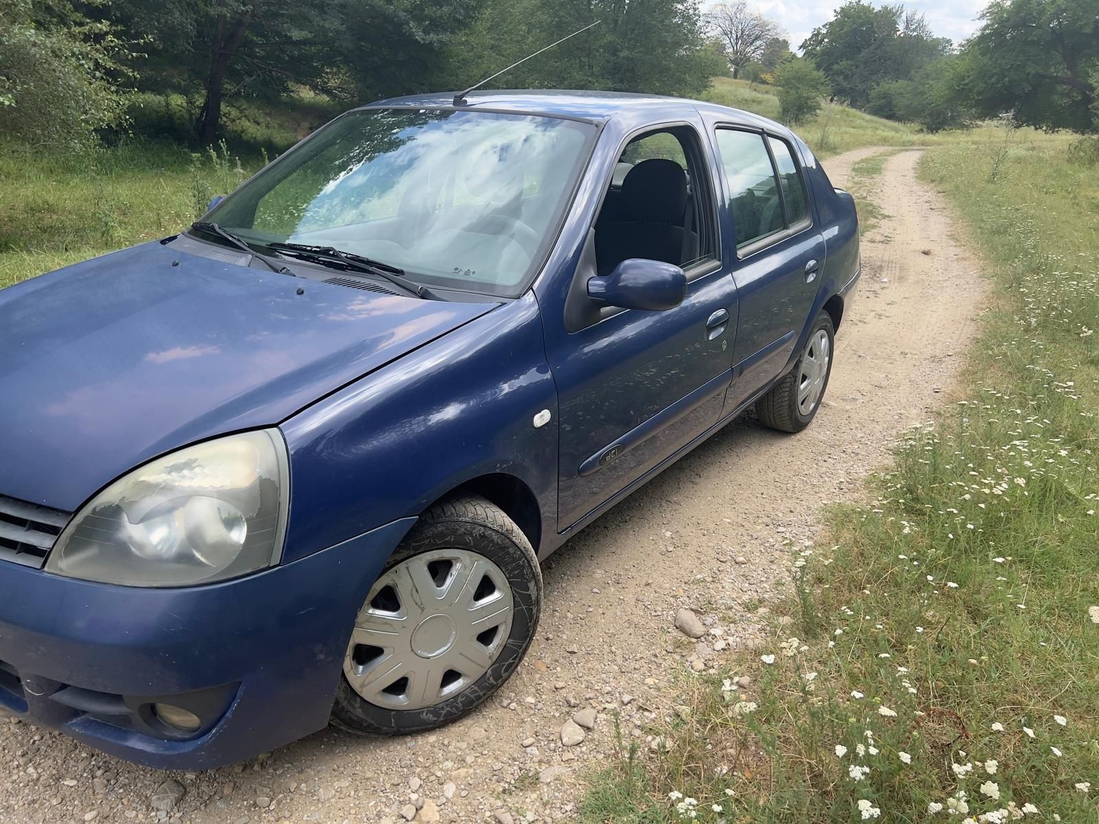 Vând Renault Clio