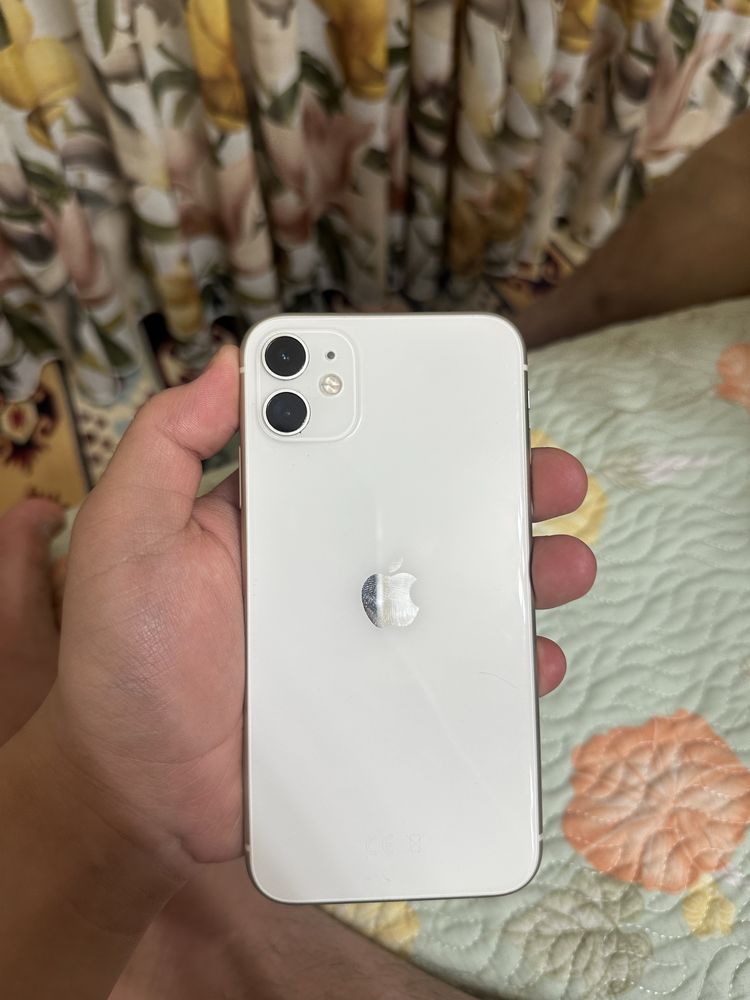 Продам iphone 11