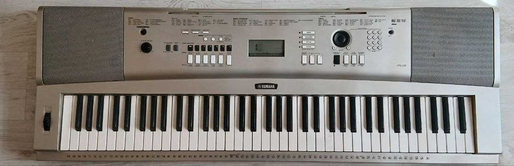 Синтезатор Yamaha YPG-235 (б/у, отличное состояние)