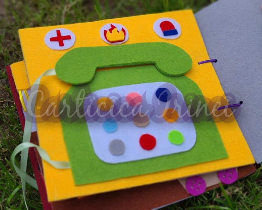 Vând carte senzorială din fetru Caracatiță