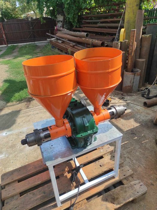 Presă de ulei la rece