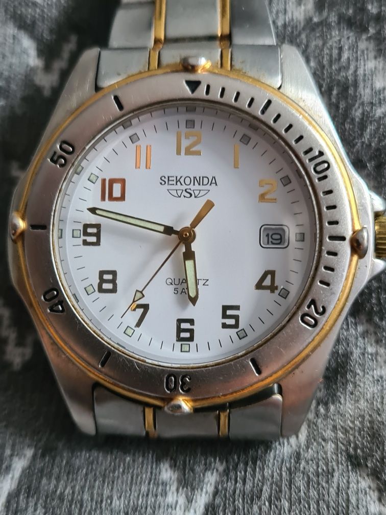 Ceas sekonda quartz