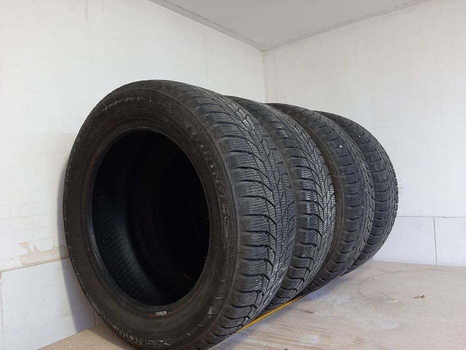 Шины зимние. Комплект. Идеальное состояние. Трианджл. Triangle. R16