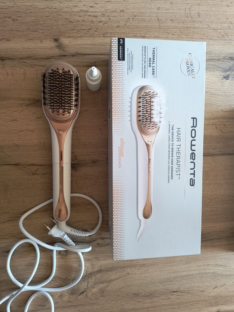Четка за възстановяване на увредена коса Rowenta HAIR THERAPIST CF9920