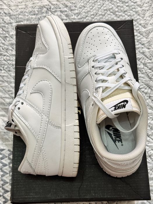 Кроссовки белые р 38