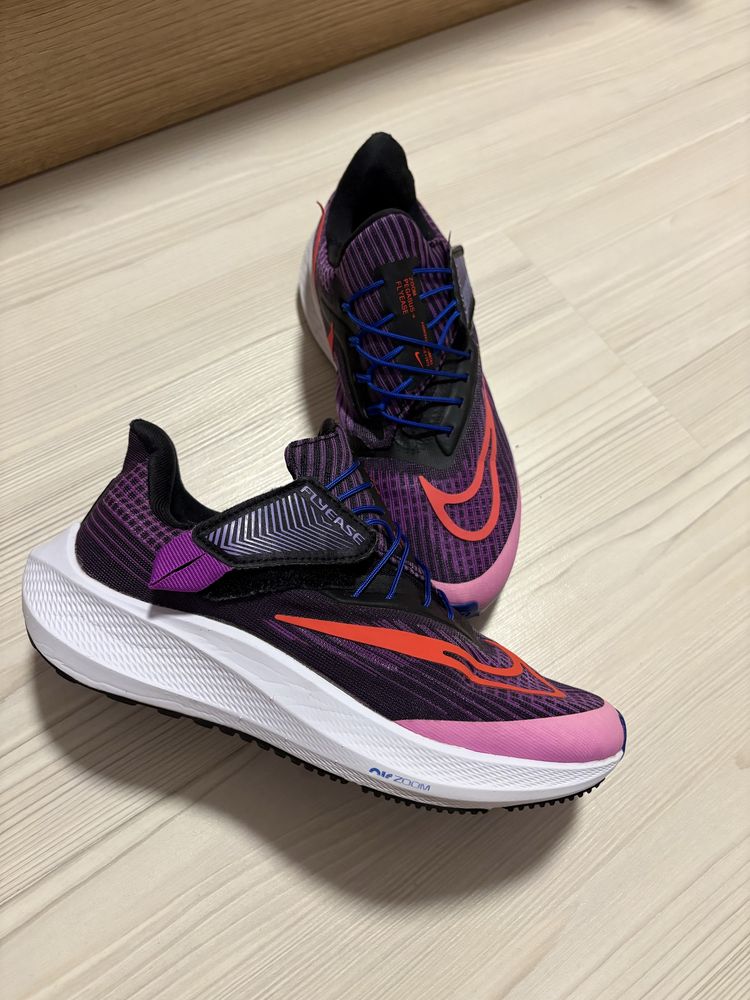 Дамски Nike маратонки 36