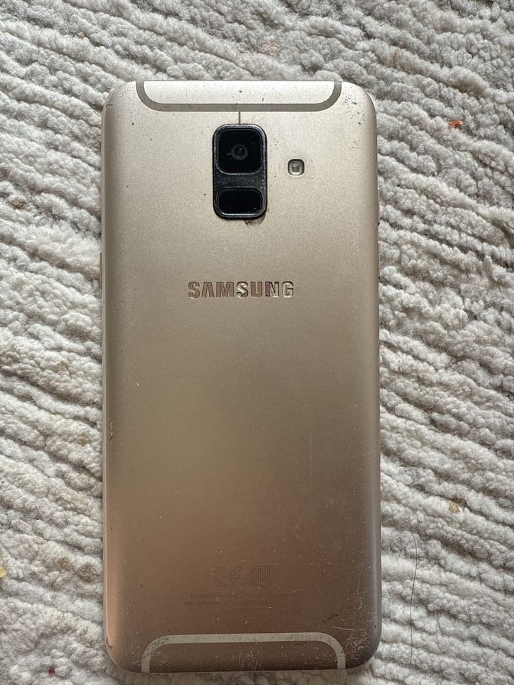 Samsung A6, в хорошем состоянии