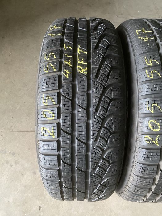 Anvelope iarna 205/55/17 Pirelli Sottozero 2 RFT 205 55 17 R17