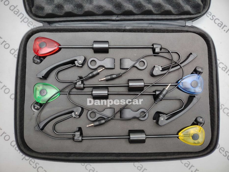 Set 4 Swingeri cu bile magnetice si Iluminare COLOR Wind Blade SW 015