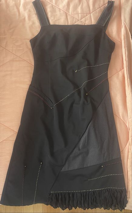 Интересна черна рокля