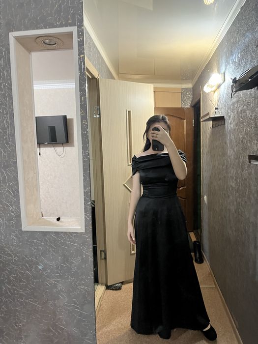 Продам платье размер М