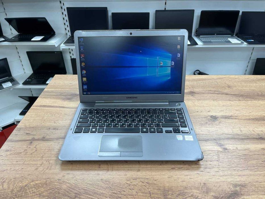 Для офисных работ SAMSUNG NP535 Amd A6/ОЗУ 4/SSD 128