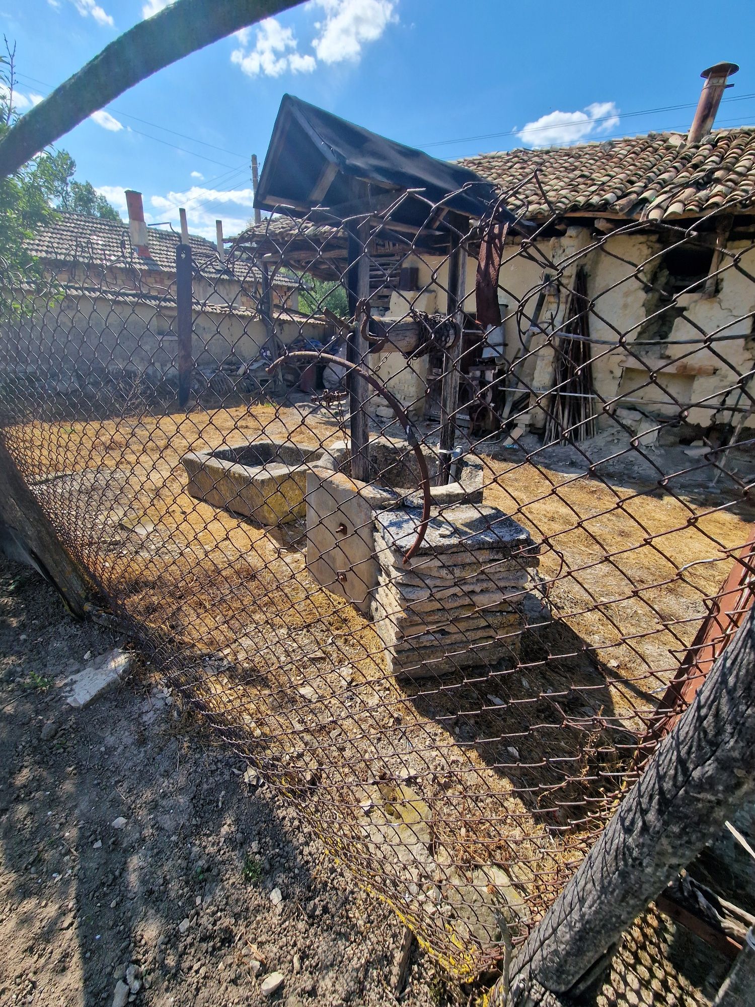 Продавам къща в с.Еленово, община Попово, област Търговище