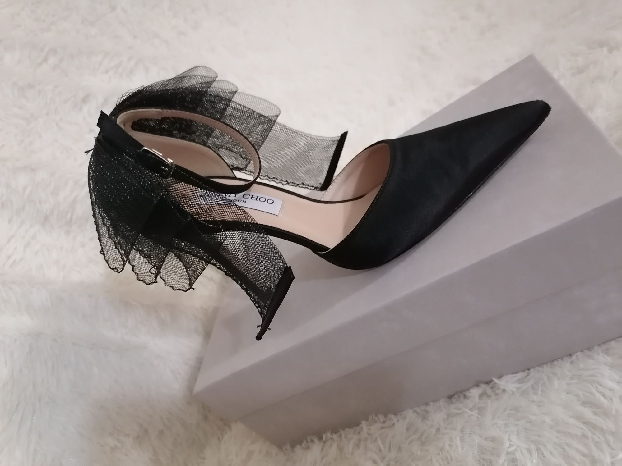 Продам туфли JIMMY CHOO