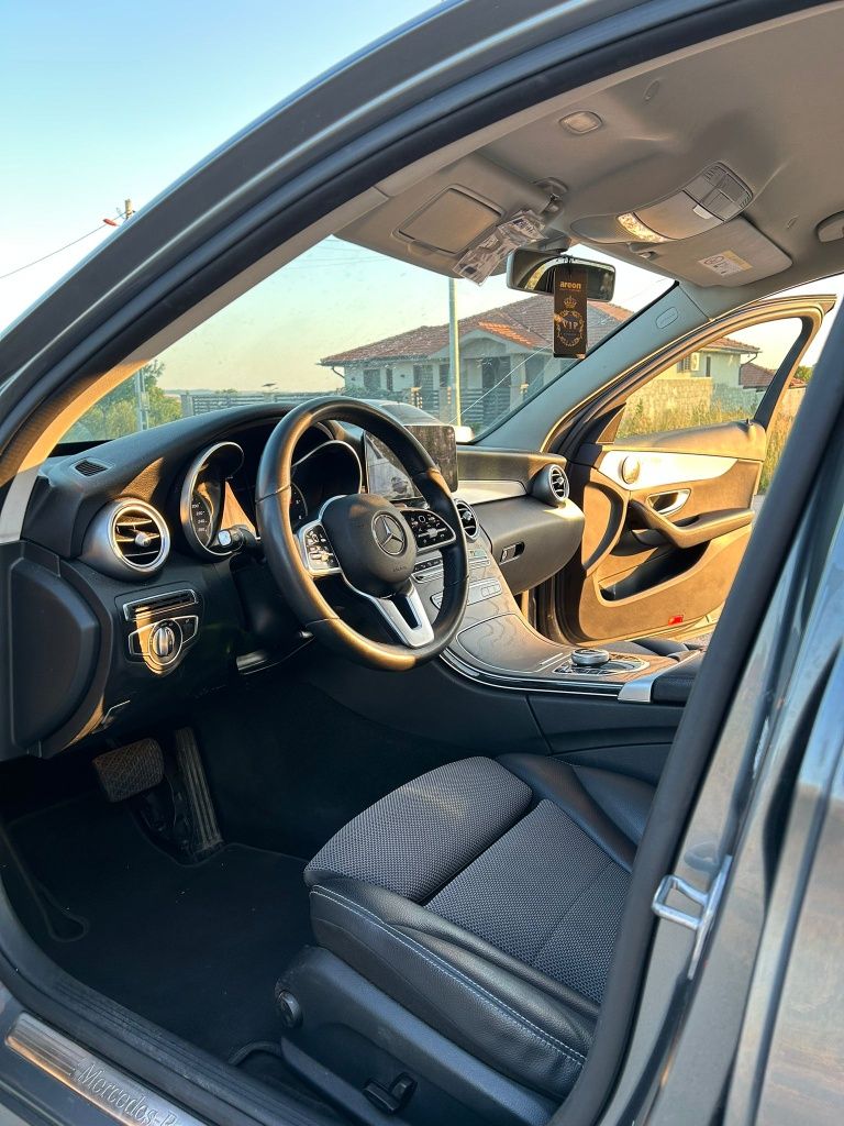 De vânzare autoturism Mercedes C220 .9 G din 2019