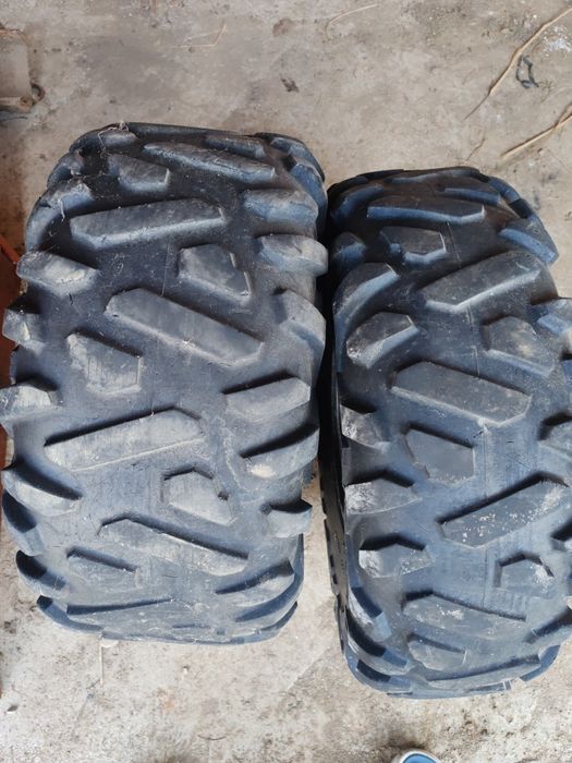 Vând 2 anvelope maxxis bighorn