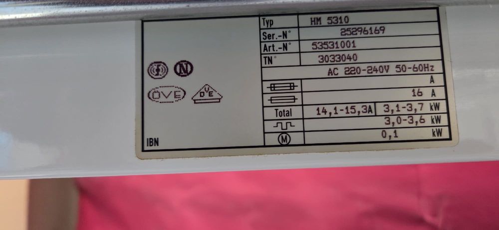 Vând Calandru  marca Miele