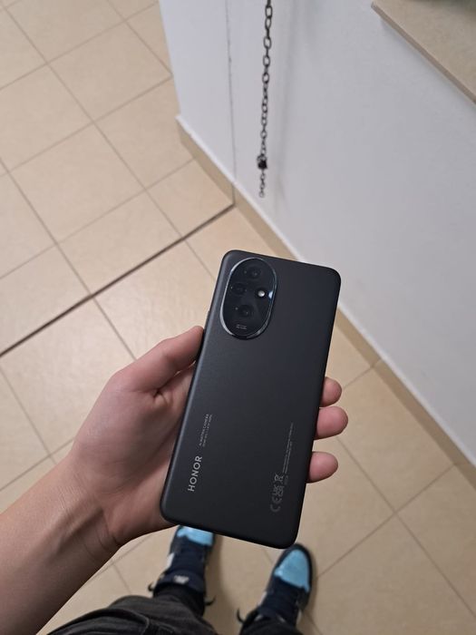 Vand honor 200 stare foarte buna