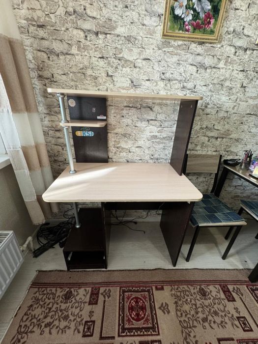 Компьютерный стол