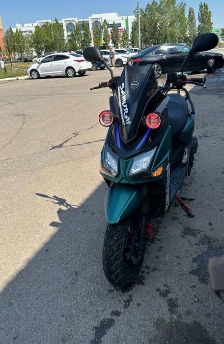 Продам или обменяю на айфонмопед самурай срочно