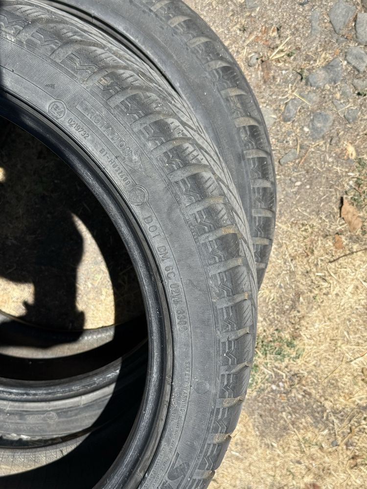 Продавам 2 брой Dunlop 225 45 18