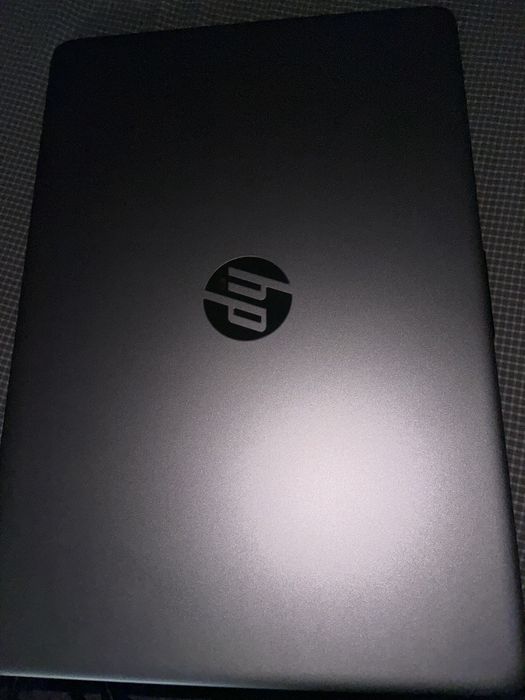 продам ноутбук HP  Laptop 14s-fq1xxx (цену можем договориться
