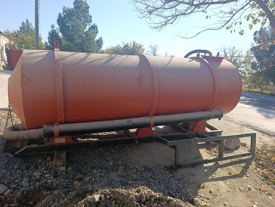 Sotiladi 5 tonnalik suv bochkasi