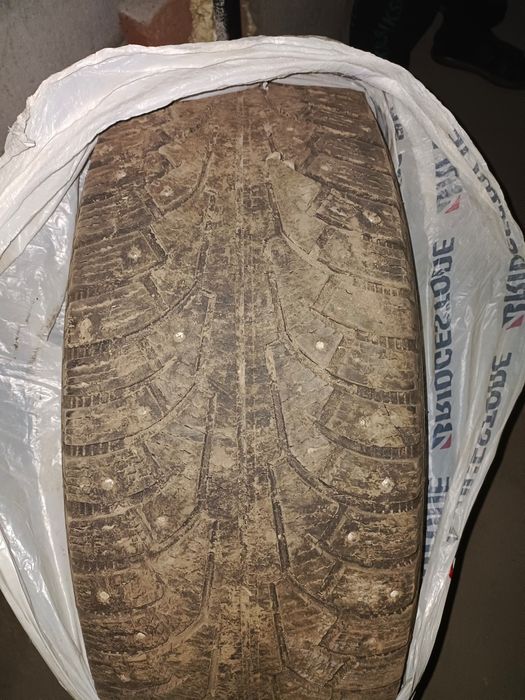 Зимный шина 265 65 R17