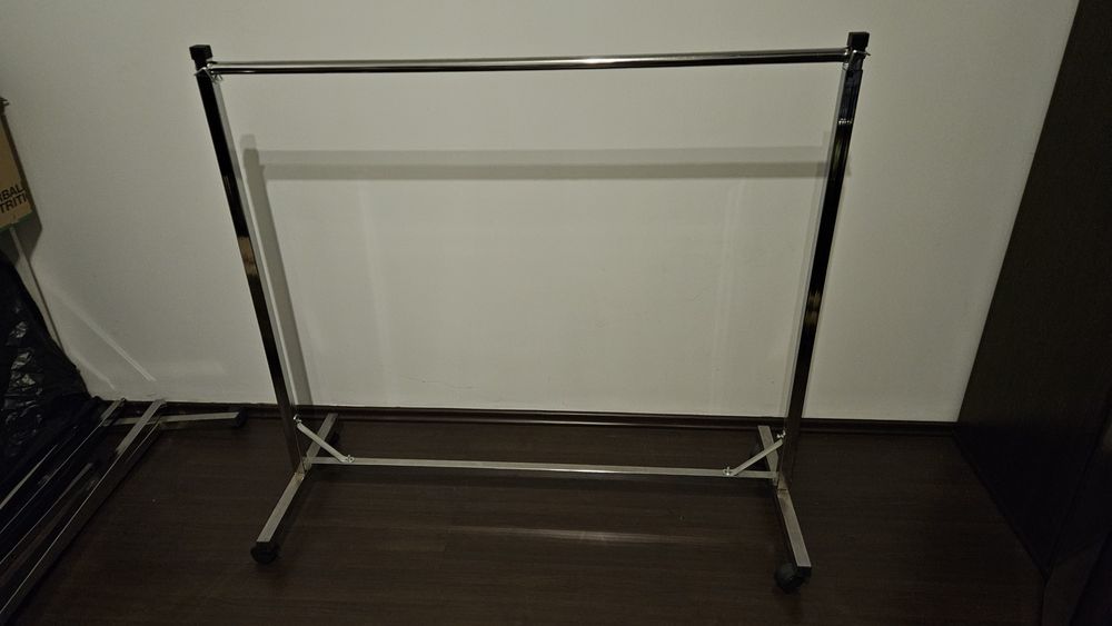 Standere mobile, reglabile 100cm la 180cm,