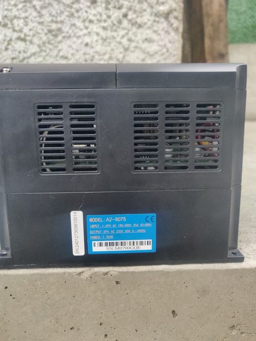 Инвертор 220v,7.5kw