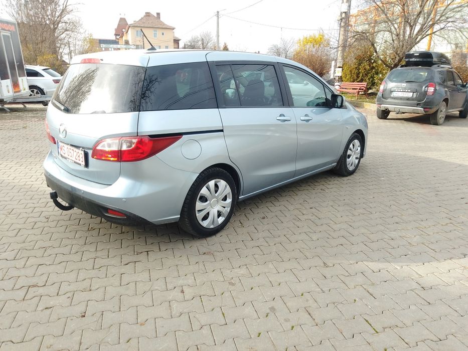 Mazda 5 cu 7 locuri motor 1.6 dízel euro 5 ne rosu valabil 3 luni