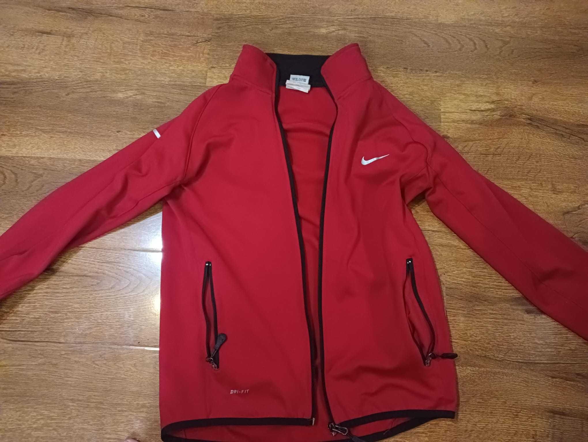 Bluza de trening Nike Roșie
Mărime M