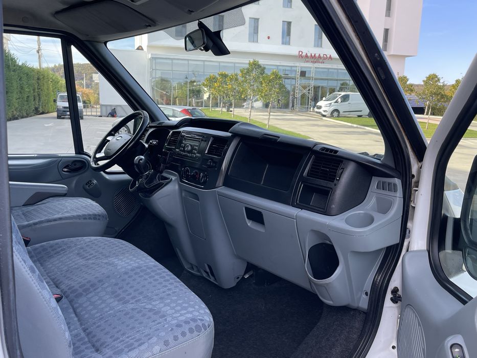 Ford Transit 2.2 Tdci 2009 140 cp recent adus pe rotii