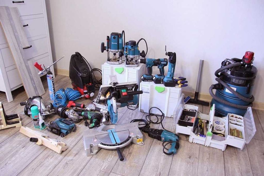 Установка межкомнатных дверей