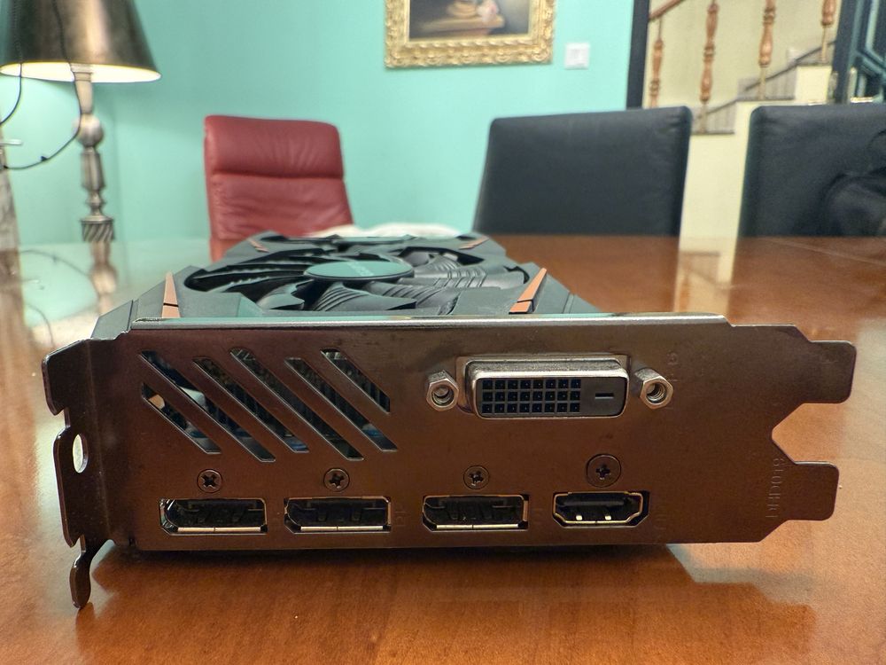 Видеокарта Gigabyte GV-RX470G1 GAMING-4GD
