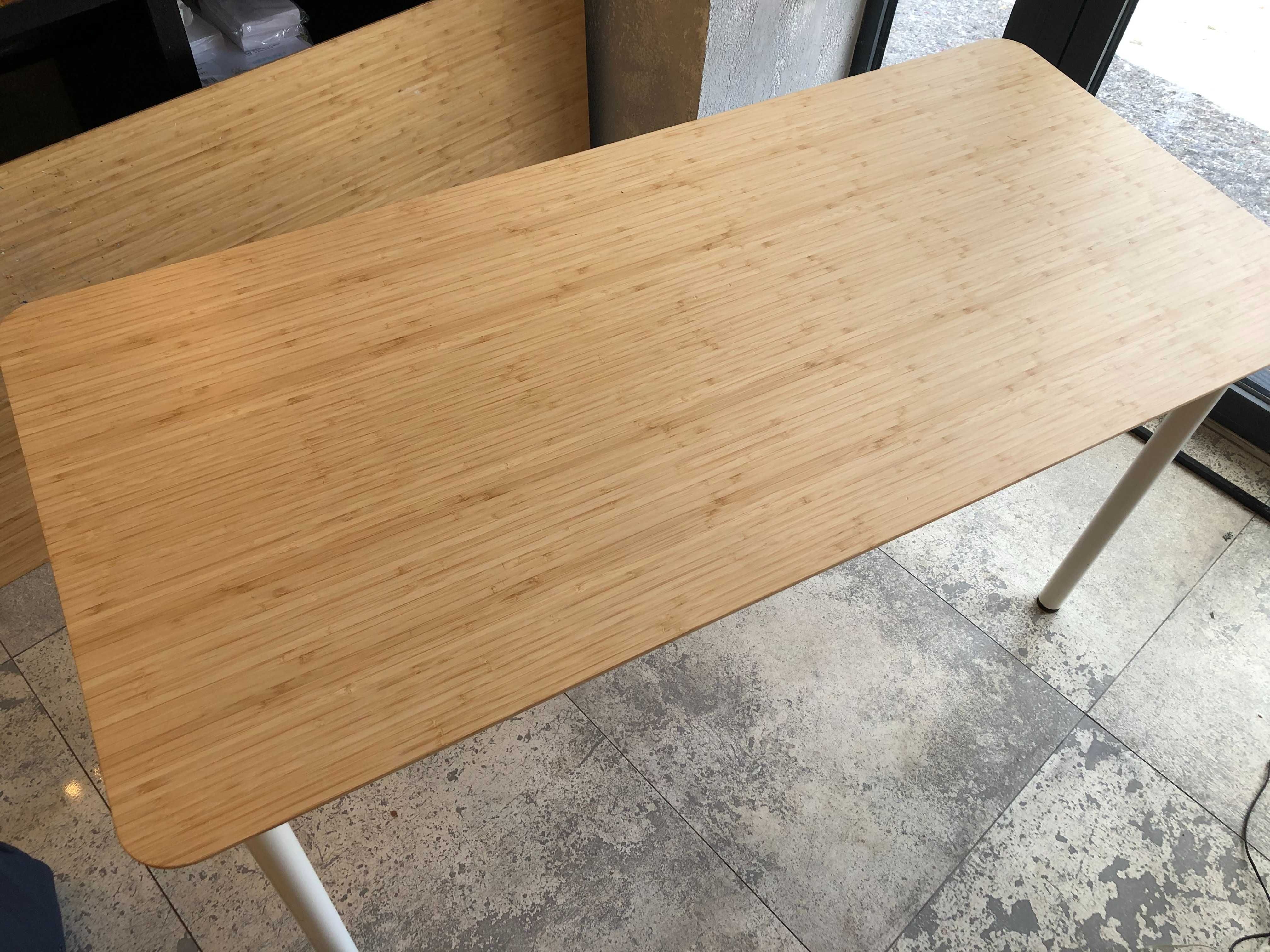 Маса (бюро) IKEA Anfallare с бели крака